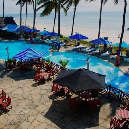 Sai Rock Beach Hotel & Spa Bamburi Exterior foto